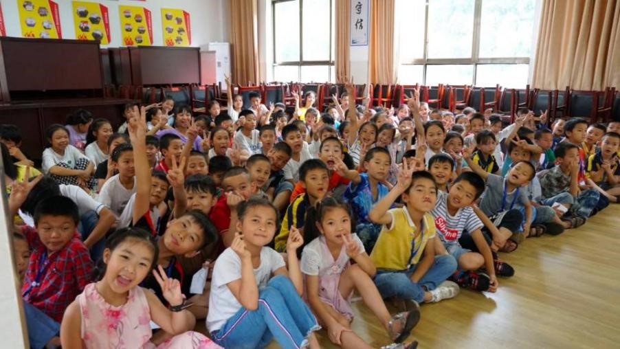 聲滿小學(xué) 情溢丙安 蒲公英赤心支教團(tuán)隊(duì)丙安小學(xué)支教(圖1)