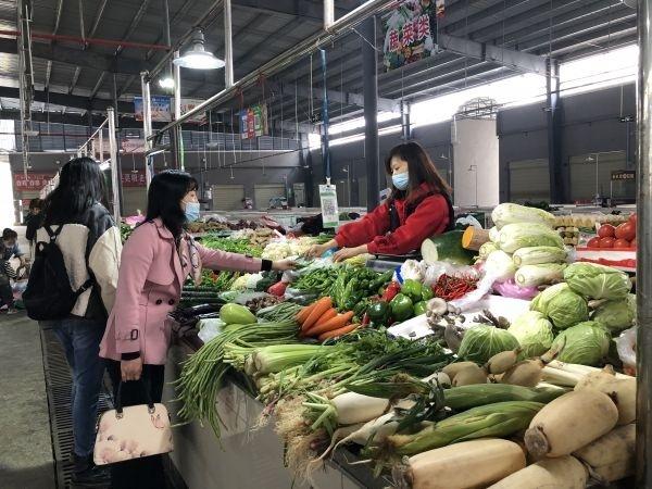 湖北今年新登記市場主體突破100萬戶 刷新歷史紀錄 平均每天誕生2880余戶(圖1) 湖北今年新登記市場主體突破100萬戶 刷新歷史紀錄 平均每天誕生2880余戶(圖1)